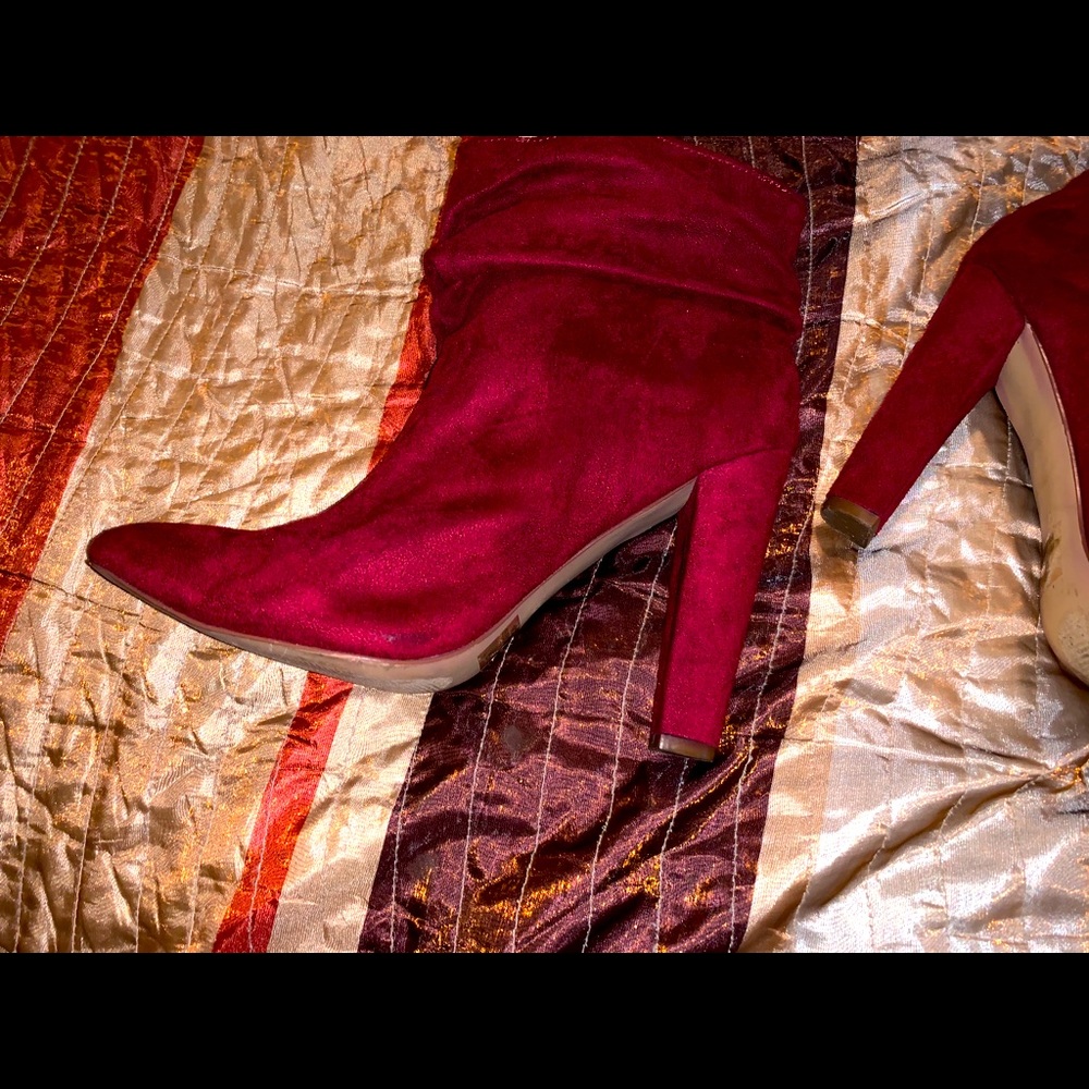Burgundy ankle boot